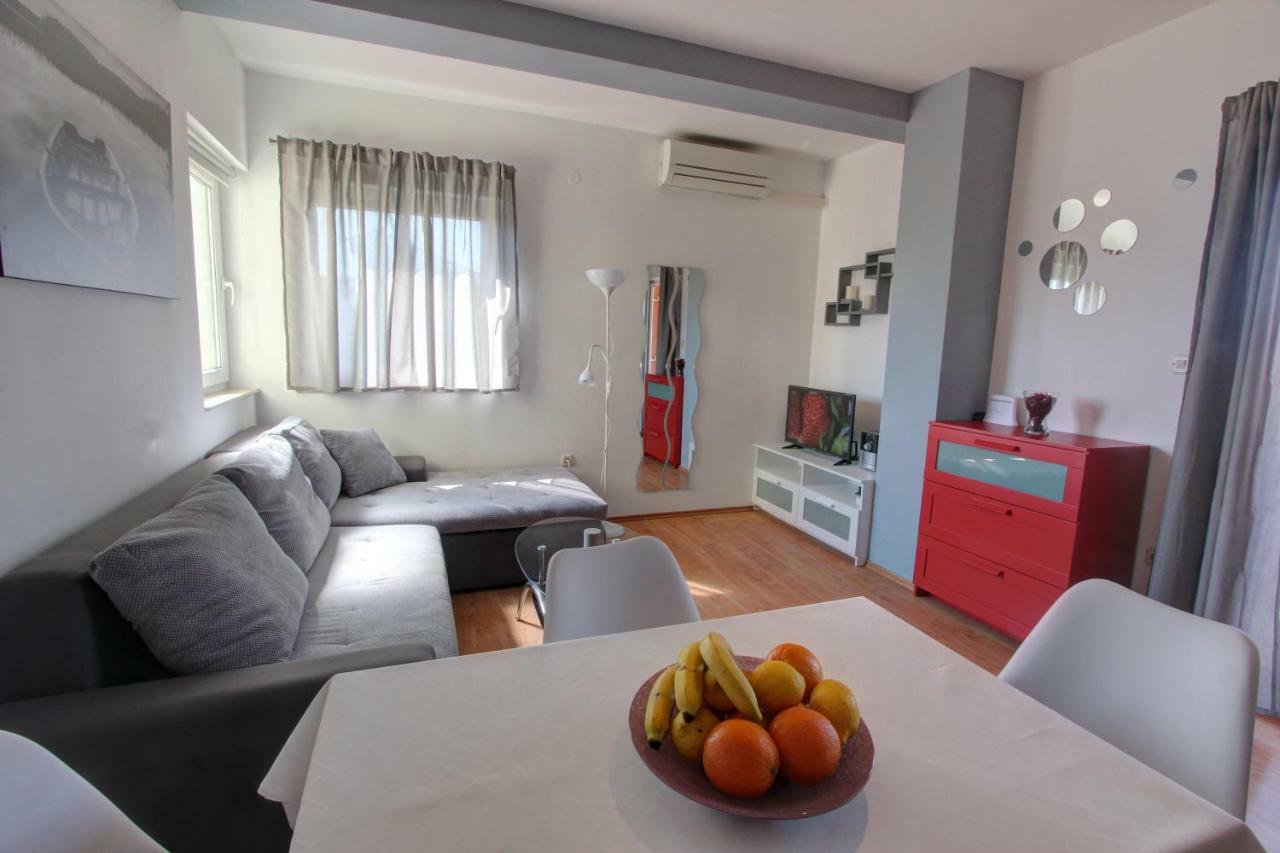 Apartman Pula Exterior foto